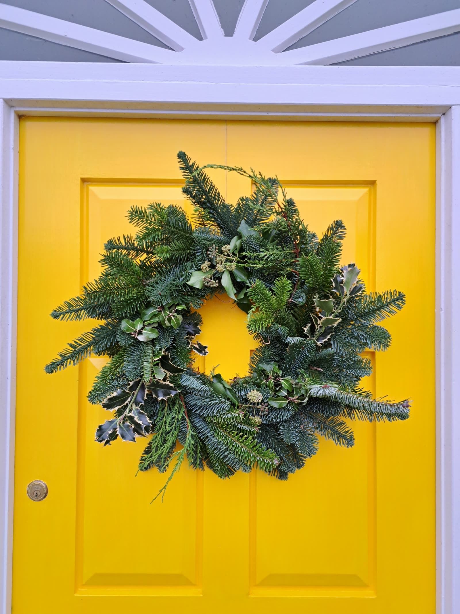 Decorated Wreath - Green (16")