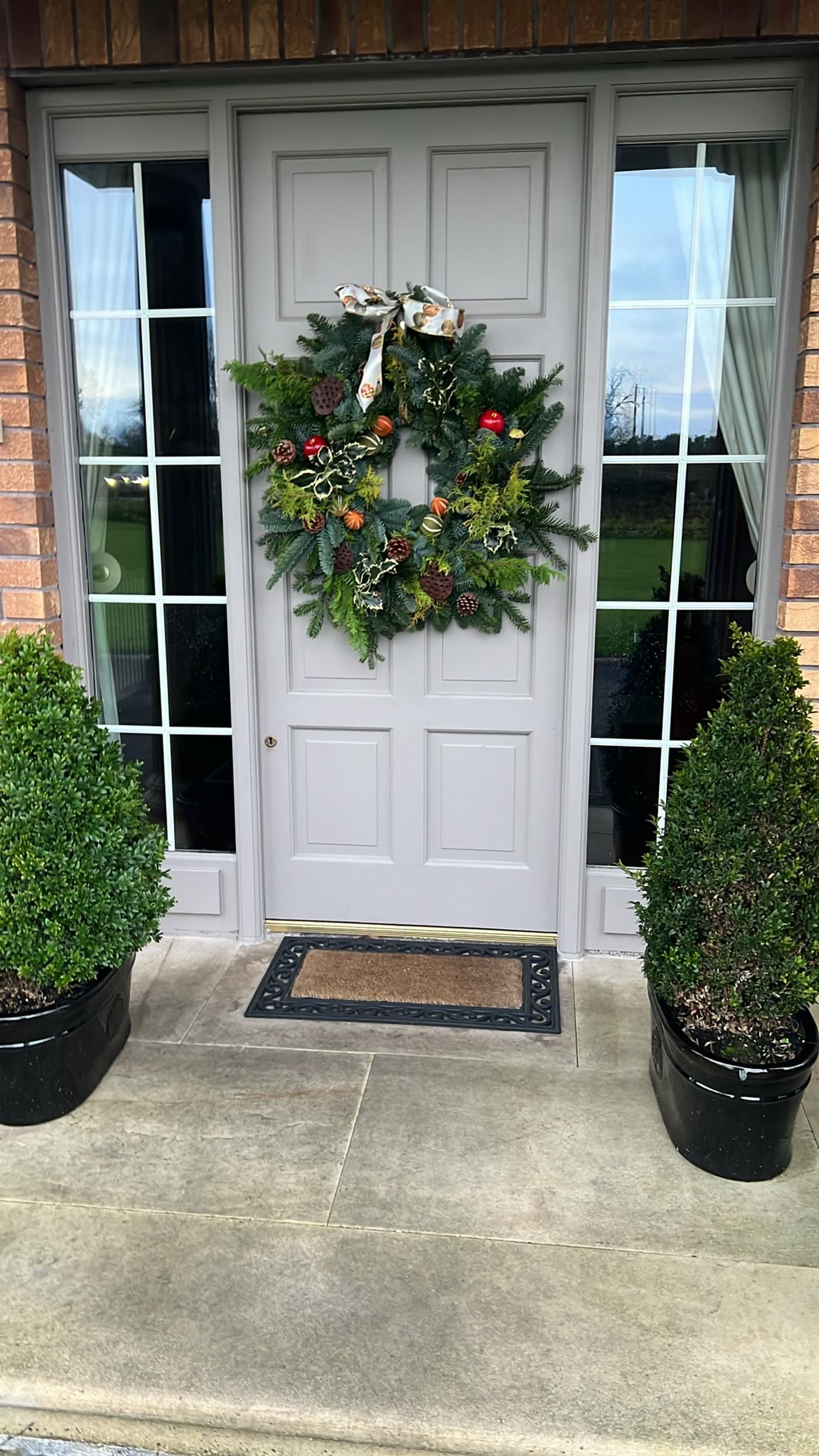 Decorated Wreath - Red (10")